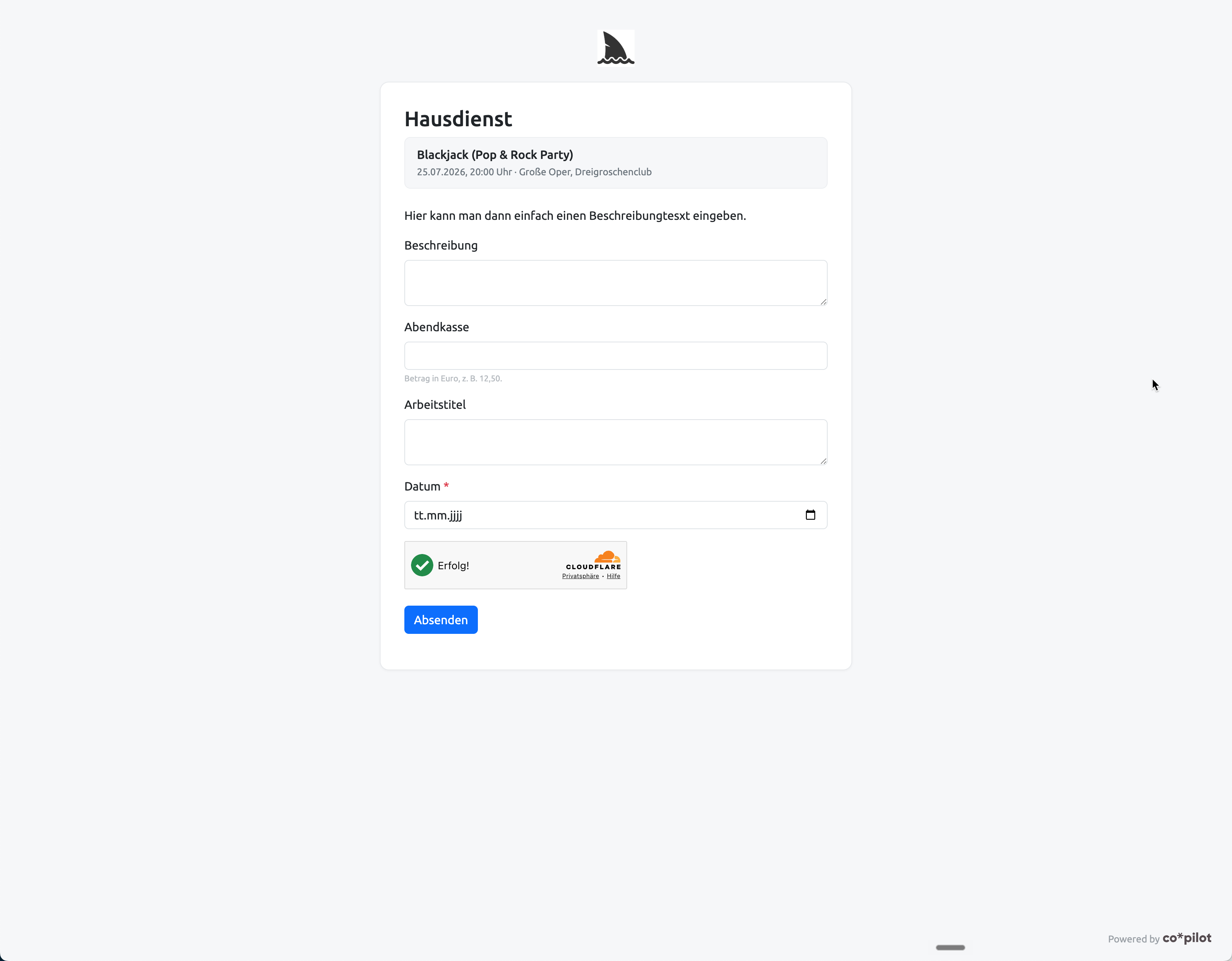 Das fertige öffentliche Formular im Browser: Logo, Firmenname, Event-Eckdaten und Felder